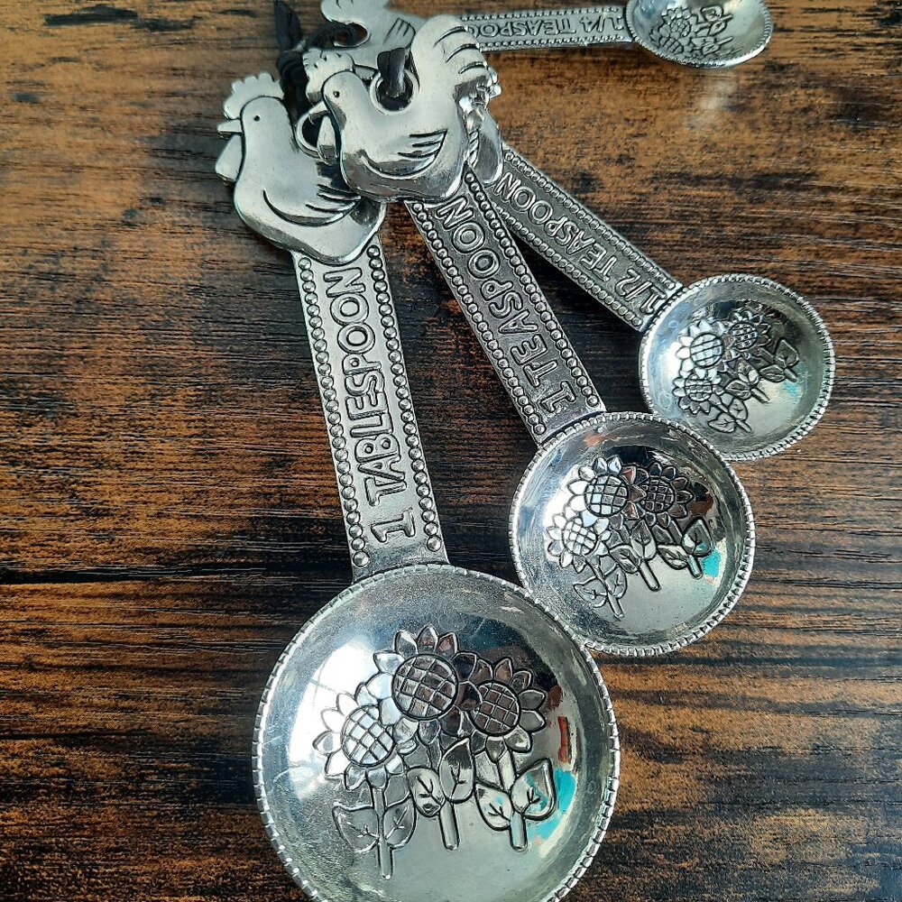 Rooster Measuring Spoons, Chicken & Sunflowers, 4 Spoon Set, VTG Style Farmhouse